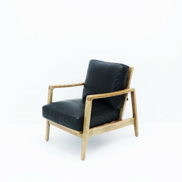 REID ARMCHAIR - BLACK LEATHER, NATURAL FRAME